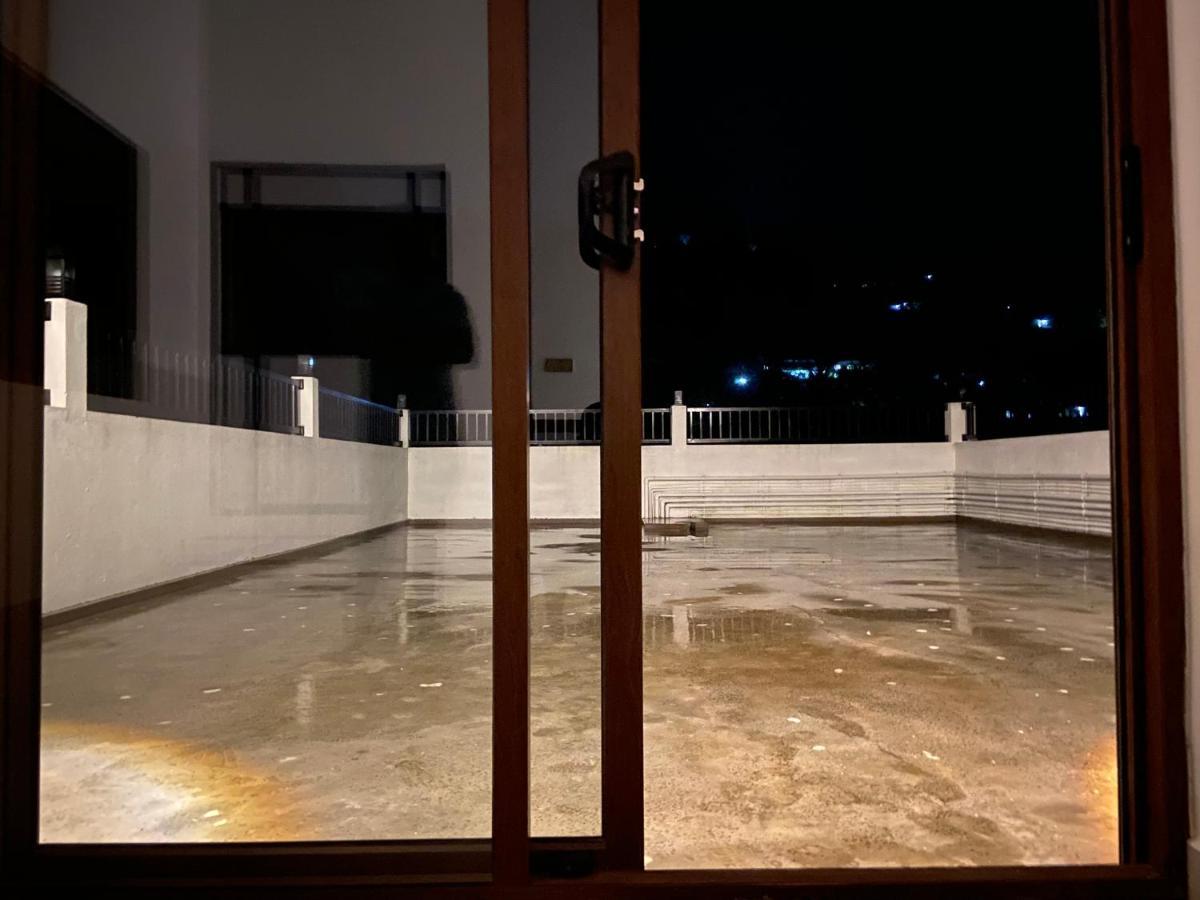 Aurelia Inn Kandy Luaran gambar