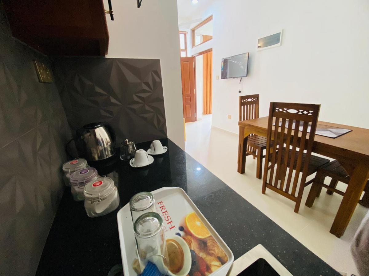 Aurelia Inn Kandy Luaran gambar