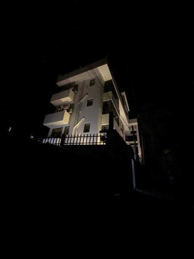Aurelia Inn Kandy Luaran gambar